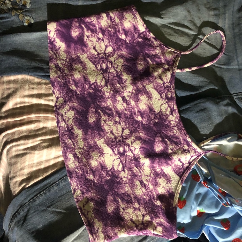 Cropped tank bundle